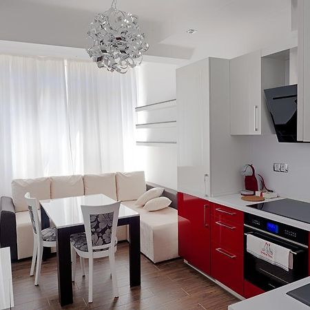 Top Center Luxury Apartment Gabrovo Kültér fotó